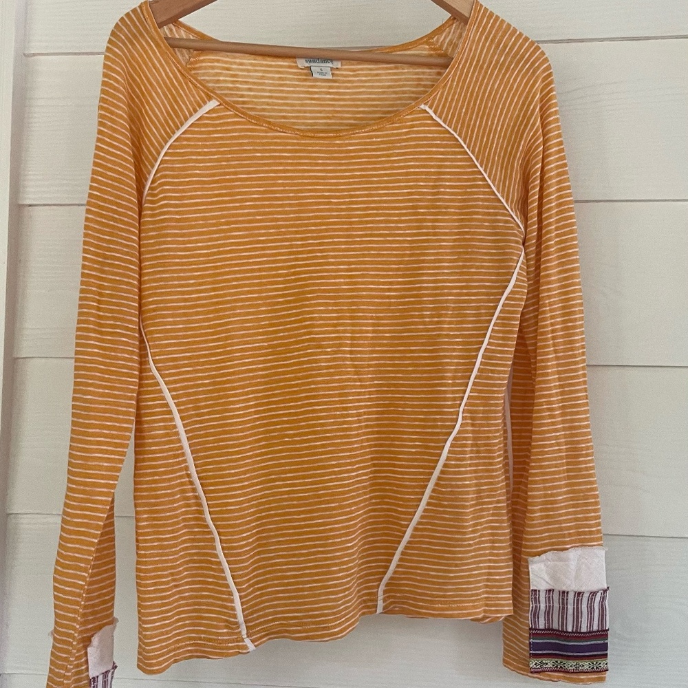 Sundance Size S knit long sleeve top with white piping and fabric detailing